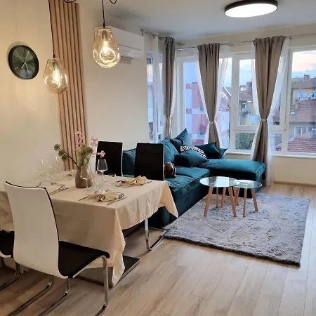 Green Apartment Daire *